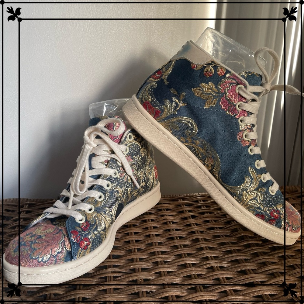 Rare Pharrell Williams X Adidas Stan Smith Mid Jacquard Floral Hi’s
